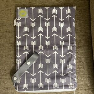 Itzy Ritzy Travel Happens Sealed Wet Bag